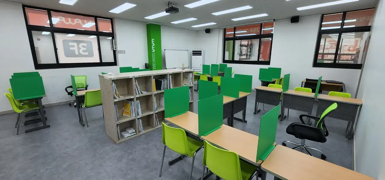 와와학습코칭센터 거제수월점 센터 내부 사진 1